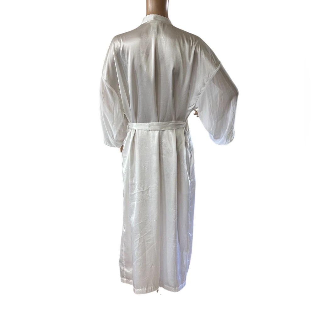 ENCHANTING Embroidered Sheer Short Sleeves Robe - Picture 3 of 5